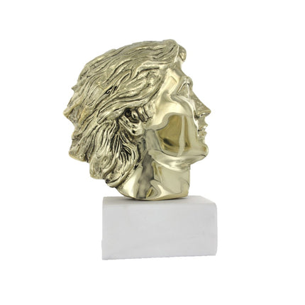 BUST 